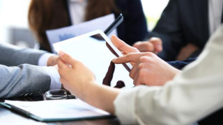 Ξεκίνησαν αιτήσεις για επιδότηση 17.500 ευρώ σε νέους έως 29 ετών