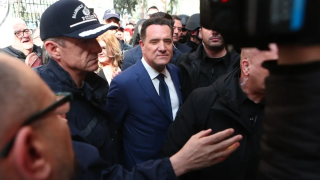 Γεωργιάδης για επεισόδια: «Κομμουνιστική και φασιστική βία»