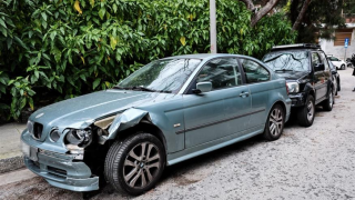 Φυλάκιση 20 μηνών στην τραγουδίστρια που πήρε σβάρνα ΙΧ στο Κολωνάκι: «Ήμουν νηστική»