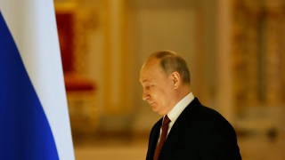 Απειλές κατά πάντων από τον Πούτιν: «Θα το μετανιώσουν αν χρησιμοποιήσουν πυρηνικά»