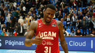 Ένις: «Γνωρίζουμε τι ατμόσφαιρα δημιουργεί ο ΠΑΟΚ- Συναρπαστικό το ελληνικό μπάσκετ»