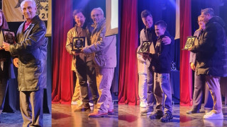 Bραβεύσεις στην κοπή της πίτας του Μαραθώνα