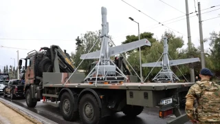 Παρέλαση 25ης Μαρτίου: Αυτά είναι τα νέα οπλικά συστήματα που παρουσιάστηκαν