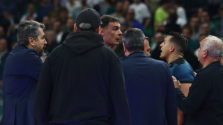 Καταγγελία Ολυμπιακού: «Άνθρωπος που συνόδευε τους διαιτητές είπε «φύγε από εδώ ρε μ@λ@κ@» στον Μπαρτζώκα»