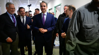 Μητσοτάκης: Εισηγείται ασυμβίβαστο υπουργού με βουλευτή-«Πάντα γίνονταν ρουσφέτια»