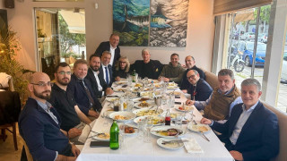 Χάρης Παπαγεωργίου: Αρειανή συνάντηση για τα γενέθλιά του