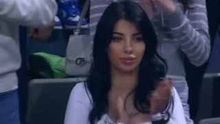 EuroLeague: Η οπαδός της Παρτιζάν που... τραβάει τα βλέμματα