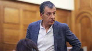 Σταύρος Θεοδωράκης: Τελικά όντως ψεκάζουν τον Καμμένο