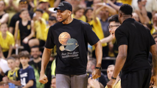 Ο Γιάννης γουστ-Άρη και το δείχνει