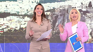 OPEN: Σόλο εμφάνιση Καραμήτρου με υπόκρουση Παπαρίζου και Αλιάγα