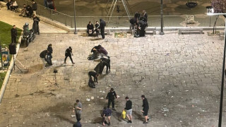 Υπόκλιση από Δημαρέλο: «Οι οπαδοί του ΠΑΟΚ καθάρισαν την πλατεία Ναυαρίνου»