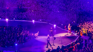 Πώρωση στο ΟΑΚΑ με τους Metallica: Από τον «Ζορμπά» στο «Enter Sandman»