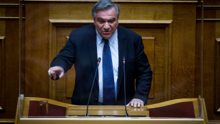 Στα χαρακώματα Καστανίδης και ΠΑΣΟΚ: Η «διαγραφή» του '97 που ήταν «παραίτηση»