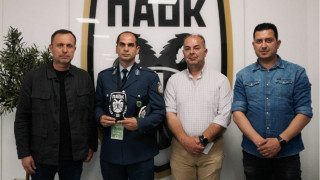 ΠΑΟΚ: Τίμησε τους αστυνομικούς που έσωσαν μια οικογένεια από φλεγόμενο δώμα στη Θεσσαλονίκη