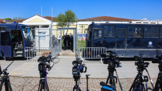 Επαυξημένη η αίθουσα για τη δίκη των Τεμπών: Ποιες αλλαγές έγιναν