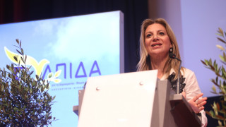 «Ελπίδα για τη Δημοκρατία»-Καρυστιανού: «Δίπλα μου στέκονται αυτοί που πέθαναν άδικα»