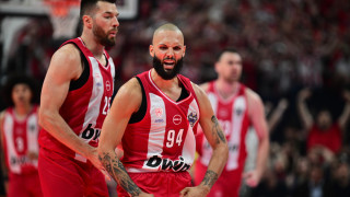 Euroleague-Final Four: Σεκιουριτάς τραγουδά σύνθημα του Ολυμπιακού