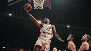 Ανεβαίνει ο ανταγωνισμός στο EuroCup: «Μπαμ» με Μάικ για την Μπαχτσεσεχίρ