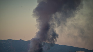 Φωτιά στο παλιό κτίριο του Μπάντμιντον στο Πάρκο Γουδή, ήχησε το 112!