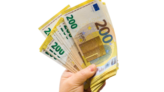 Στο «ζύγι» το πακέτο της ΔΕΘ: Στοχευμένες ελαφρύνσεις με αυστηρό δημοσιονομικό φρένο