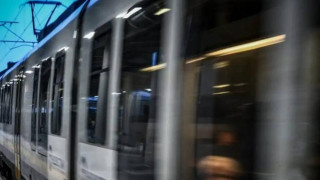 Ταλαιπωρία για επιβάτες τρένου από τη Λάρισα προς την Αθήνα: Καθυστέρηση λόγω φωτιάς σε βαγόνι