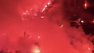 Νάπολι: «Κάηκε» η πόλη για τα 100 χρόνια ιστορίας (vid)