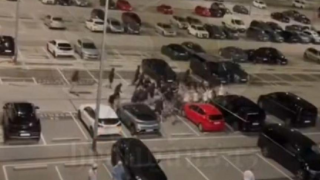 Άγρια συμπλοκή μεταξύ οπαδών της Ντινάμο και της Χάιντουκ σε... πάρκινγκ αεροδρομίου