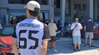 Ανάστατοι οι οπαδοί του ΠΑΟΚ, κόσμος έξω από την Τούμπα