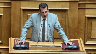 Διεθνές feedback για Πλεύρη: Ο Τραμπ αναδημοσίευσε τη συνέντευξή του στο Breitbart
