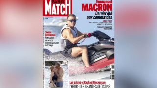 Σάλος με τις καλοκαιρινές διακοπές του Μακρόν: «Η Γαλλία φλέγεται κι αυτός διασκεδάζει»