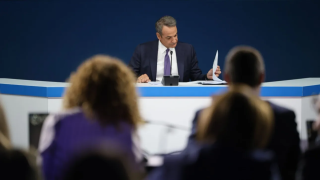 ΔΕΘ: Οικονομικός «μαραθώνιος» με ελαφρύνσεις και πρόωρη εξόφληση χρέους