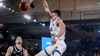 Ο νέος παίκτης της Ζάλγκιρις εντυπωσιάζει- Δείτε τα τρομερά καρφώματά του