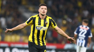 Ο Γιόβιτς με άπιαστη κεφαλιά «γράφει» το 3-0  για την ΑΕΚ