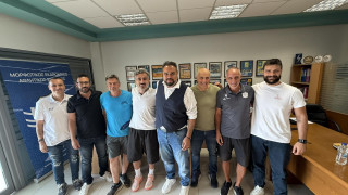 Ο Γιώργος Μαυρίδης «τρέχει» στον 14ο Διεθνή Νυχτερινό Ημιμαραθώνιο Θεσσαλονίκης - ZeniΘ!