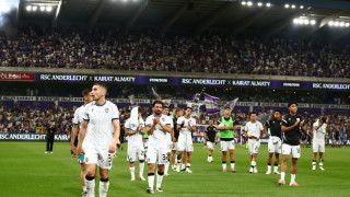 Μια βραδιά γεμάτη ένταση: Η παρακάμερα του Άντερλεχτ–ΠΑΟΚ