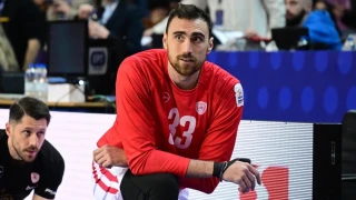 Εκτός τελικού ο Μιλουτίνοφ για τον Ολυμπιακό: Η 12άδα των «ερυθρολεύκων»
