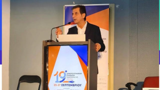 Η ελληνική γλώσσα και η περιβαλλοντική κρίση στο επίκεντρο της δημοσιογραφίας