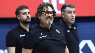 Εκνευρισμένος ο Τρινκιέρι: «Πάνω από 30 βολές, πολλές τεχνικές ποινές, προσπαθώ να καταλάβω τους διαιτητές»