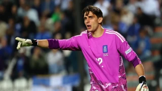 Premier League: «Ο εξαιρετικός Τζολάκης κράτησε όρθια την Ελλάδα»