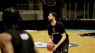 Χουγκάζ: «Νιώθω την εμπιστοσύνη τον κόουτς και των παιδιών»