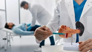 Νέο «καμπανάκι» για καρκίνο σε νεαρές ηλικίες: Ποιες μορφές αυξάνονται ανησυχητικά πριν τα 50