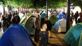 Θεσσαλονίκη: Φοιτητές έστησαν σκηνές στην Αγίας Σοφίας ενόψει του πανεκπαιδευτικού συλλαλητηρίου