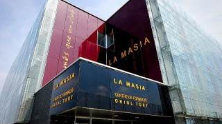 Συλλέγει τεχνογνωσία από Μπαρτσελόνα και Λίβερπουλ