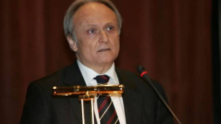 «Η πολιτεία βρίσκεται σε διαρκή πόλεμο με τη βία»