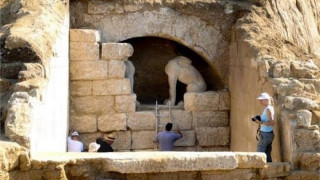 «Σε ένα μήνα τελειώνουμε με την Αμφίπολη»