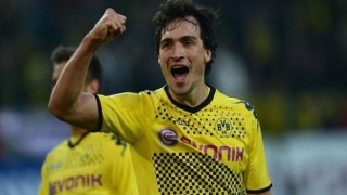 Καμιά πρόθεση φυγής από Χούμελς