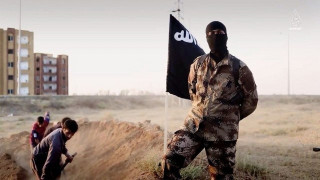 Βρετανός με ελληνική καταγωγή συνελήφθη ως ύποπτος τζιχαντιστής (ΦΩΤΟ)