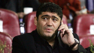 Η οικογενειακή κόντρα του γιου και του αδερφού του Π. Ποικιλίδη (aud)