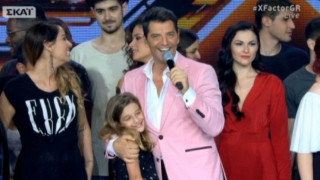 Ο Σάκης Ρουβάς ανέβασε στη σκηνή την... κόρη του! (BINTEO)