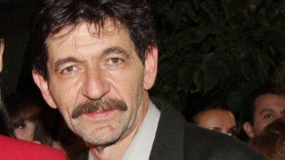 O Σκιαδαρέσης συμμετέχει σε τηλεοπτικό όργιο ιταλικής σειράς (video)